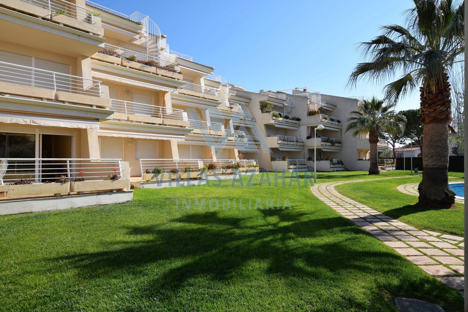 Alcala Blau II großzügiges Appartement mit Terrasse nahe Pool