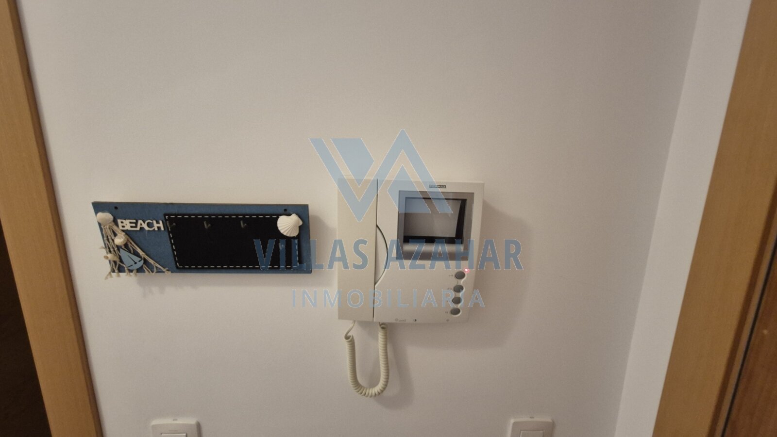 Moderne Hausautomation mit Videosprechanlage Moderne Hausautomation mit Videosprechanlage