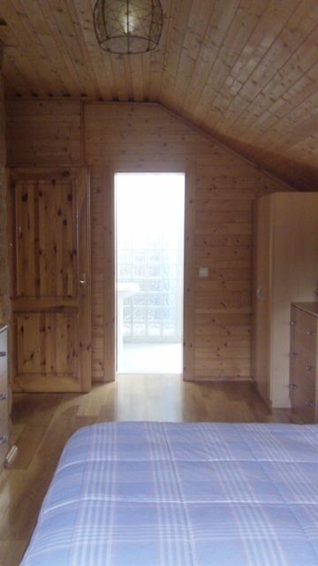 Stunning Log Cabin For Sale in Montroy