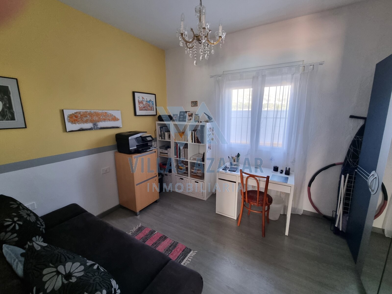 Exclusive country villa on plot of 4.881 m2 near beach