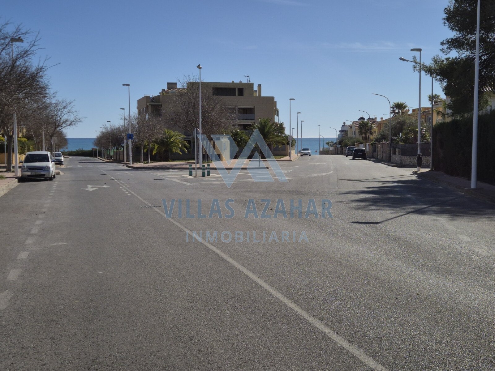 Urban building plot constructable 300 metres distance to the sea