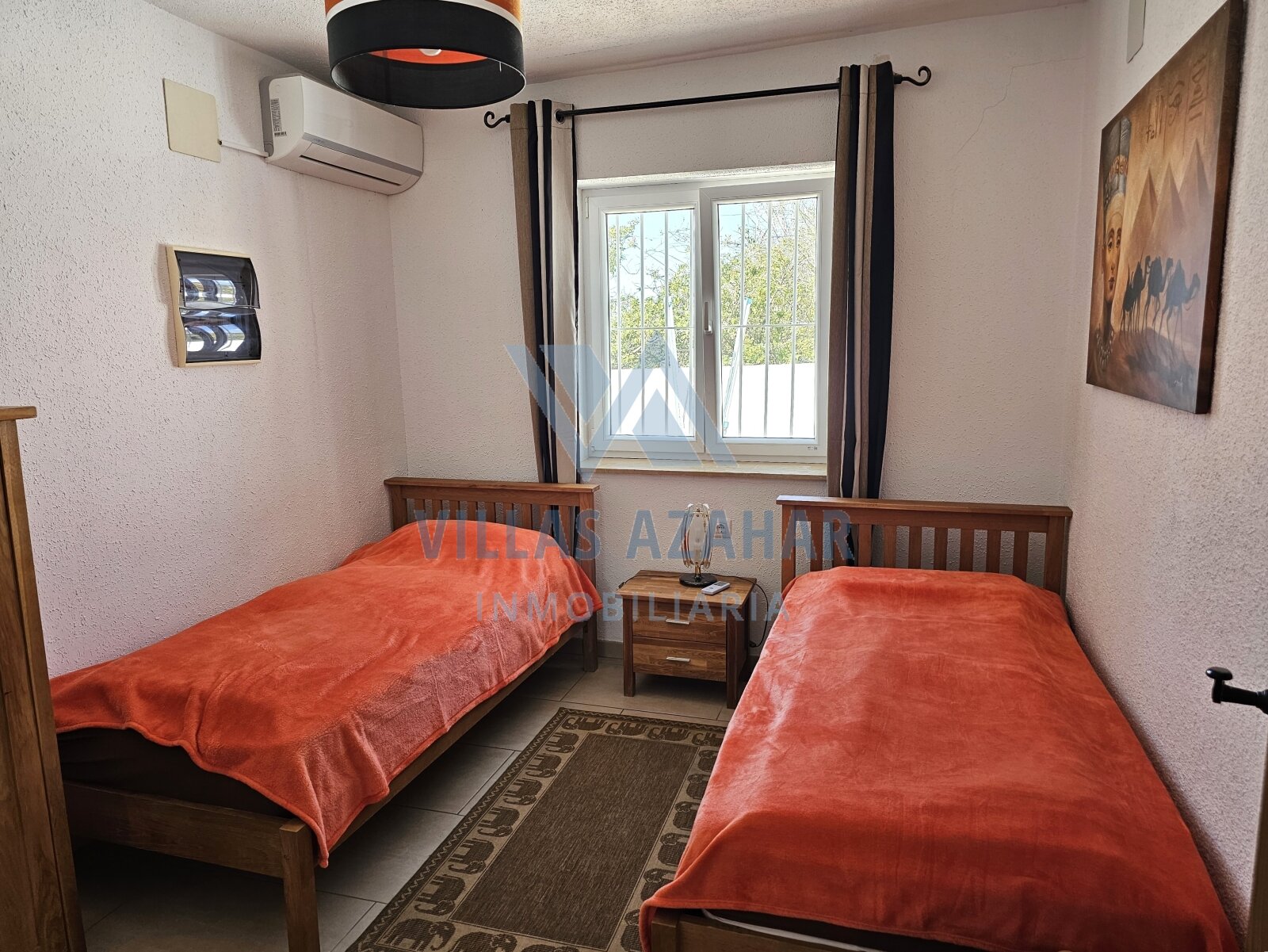 Low-Maintenance Detached House in a Quiet Location 