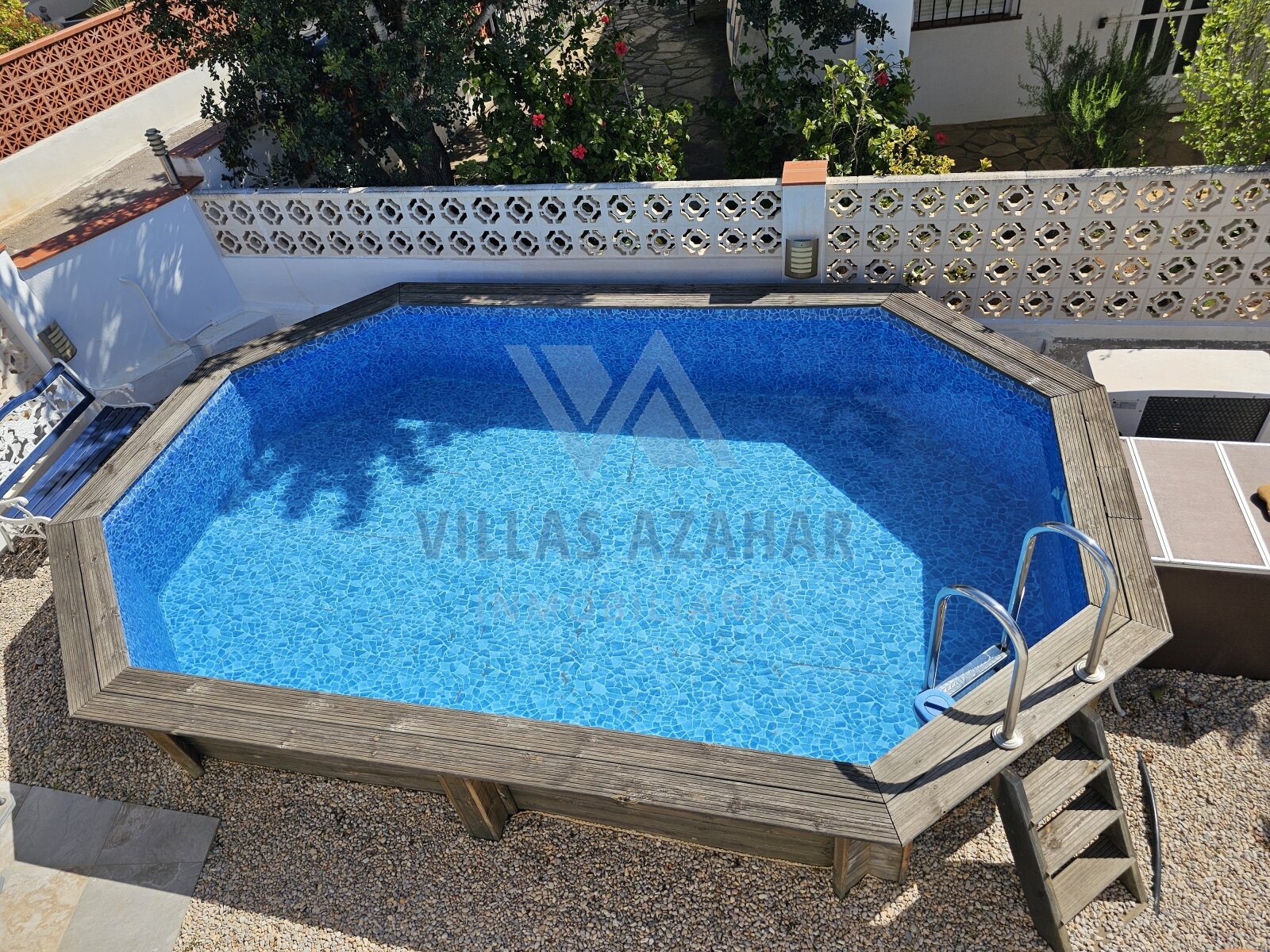 Low-Maintenance Detached House in a Quiet Location 