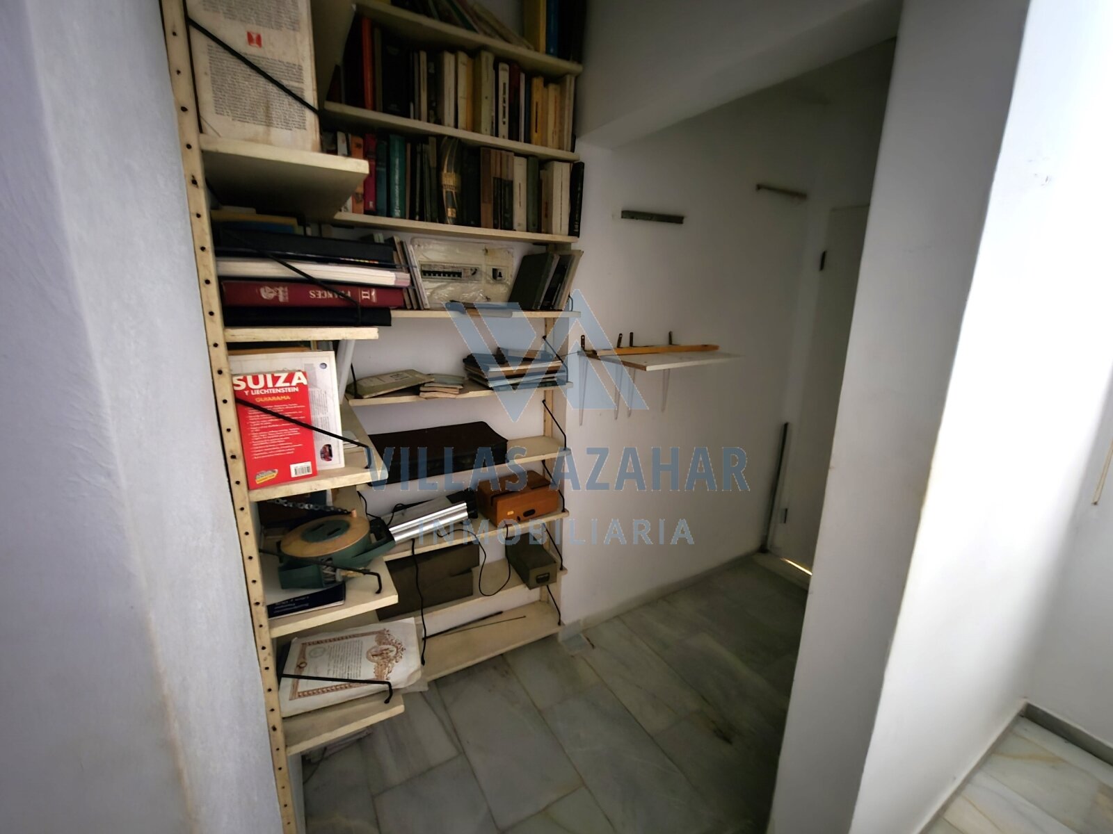 Ground Floor Apartment with Winter Garden – Urbanisation “La Palmera”