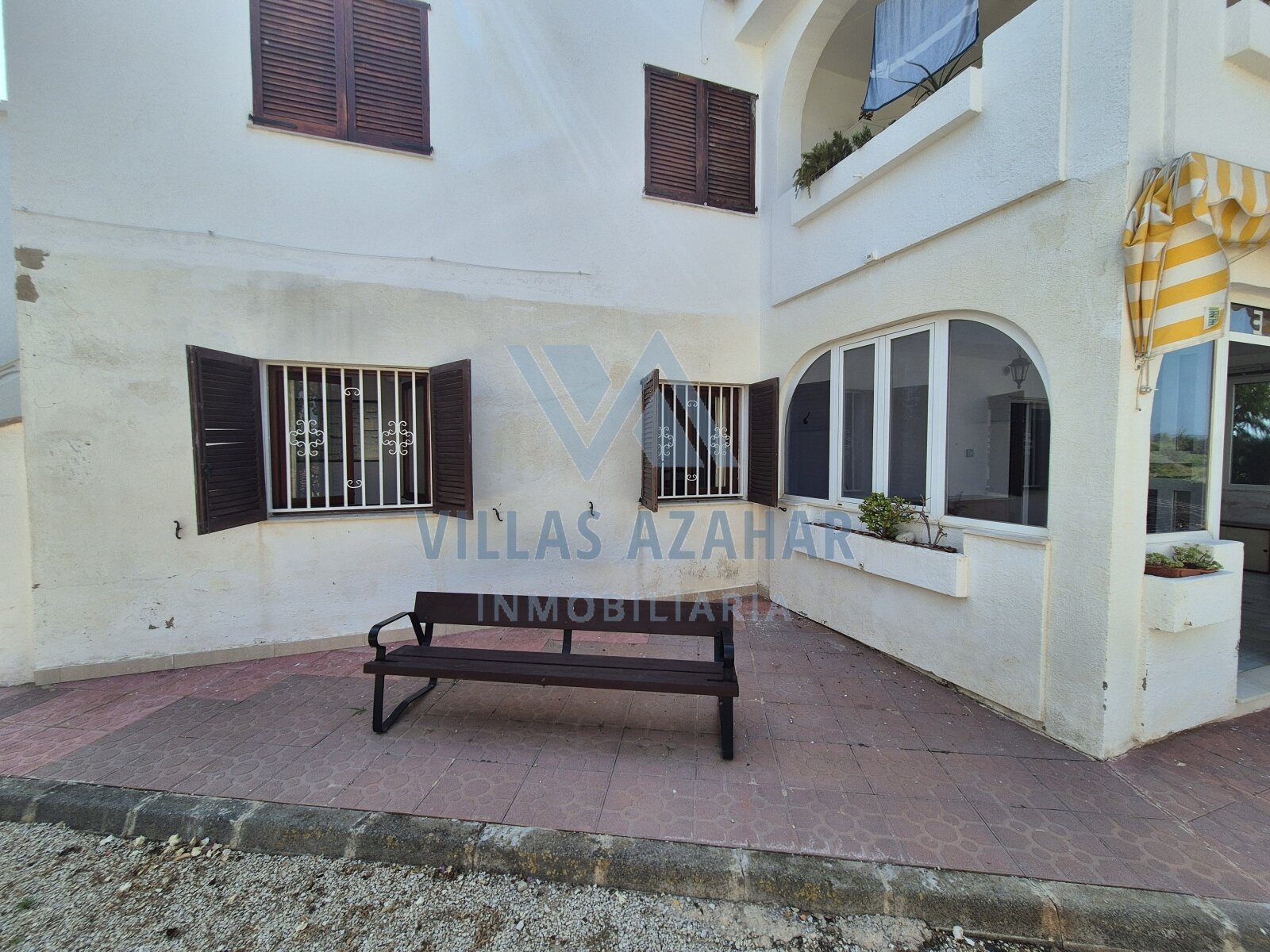 Ground Floor Apartment with Winter Garden – Urbanisation “La Palmera”