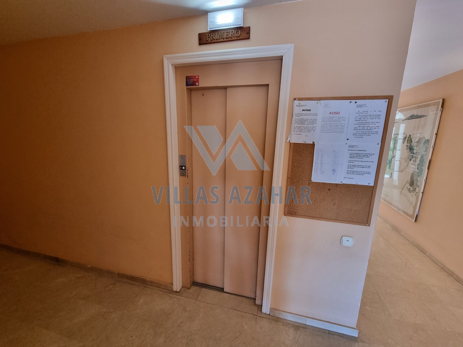 Las Mimosas magnificent three-bedroom apartment near beach