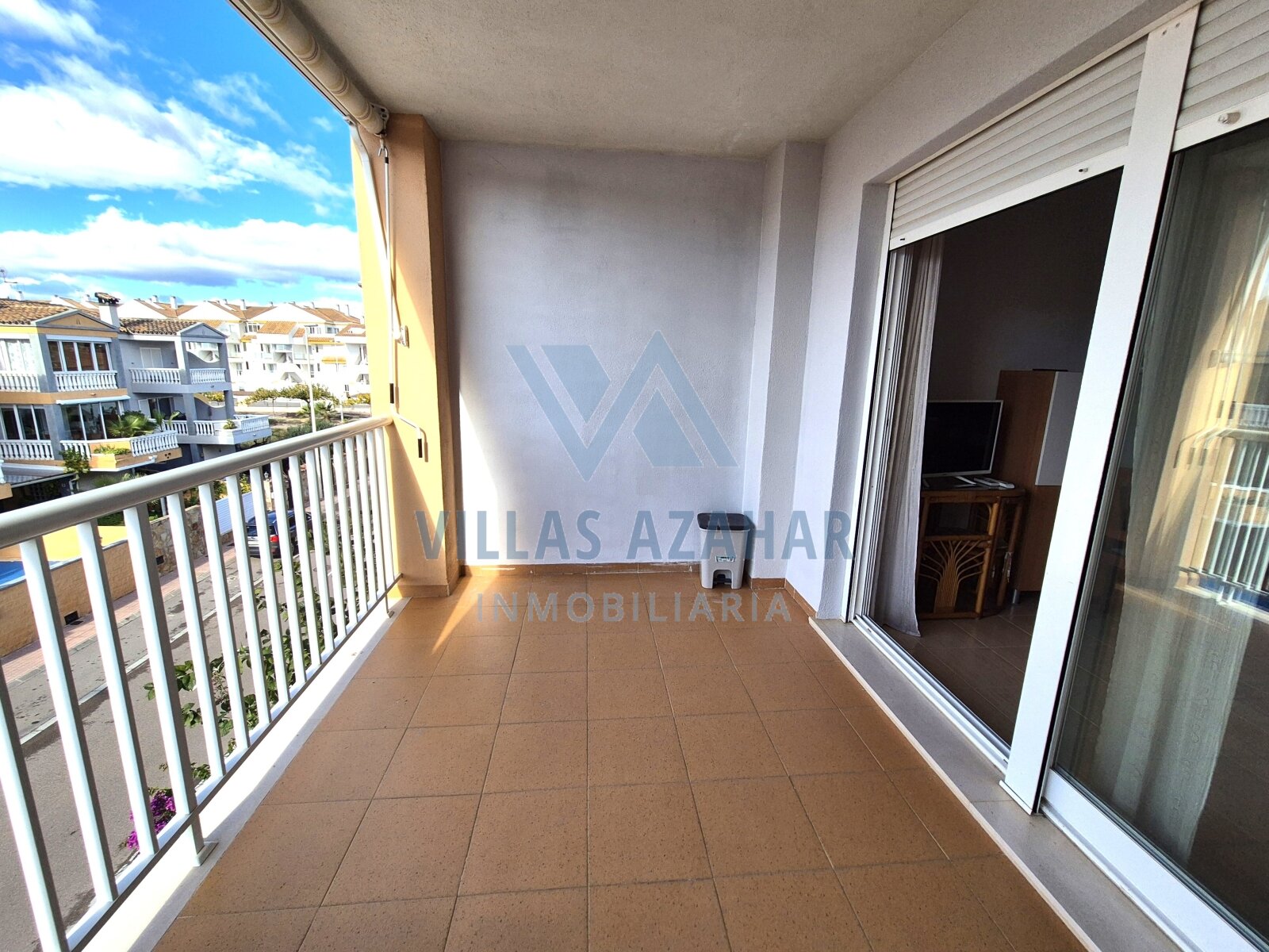 2 bed apartment near beach with huge terrace of 50 m2