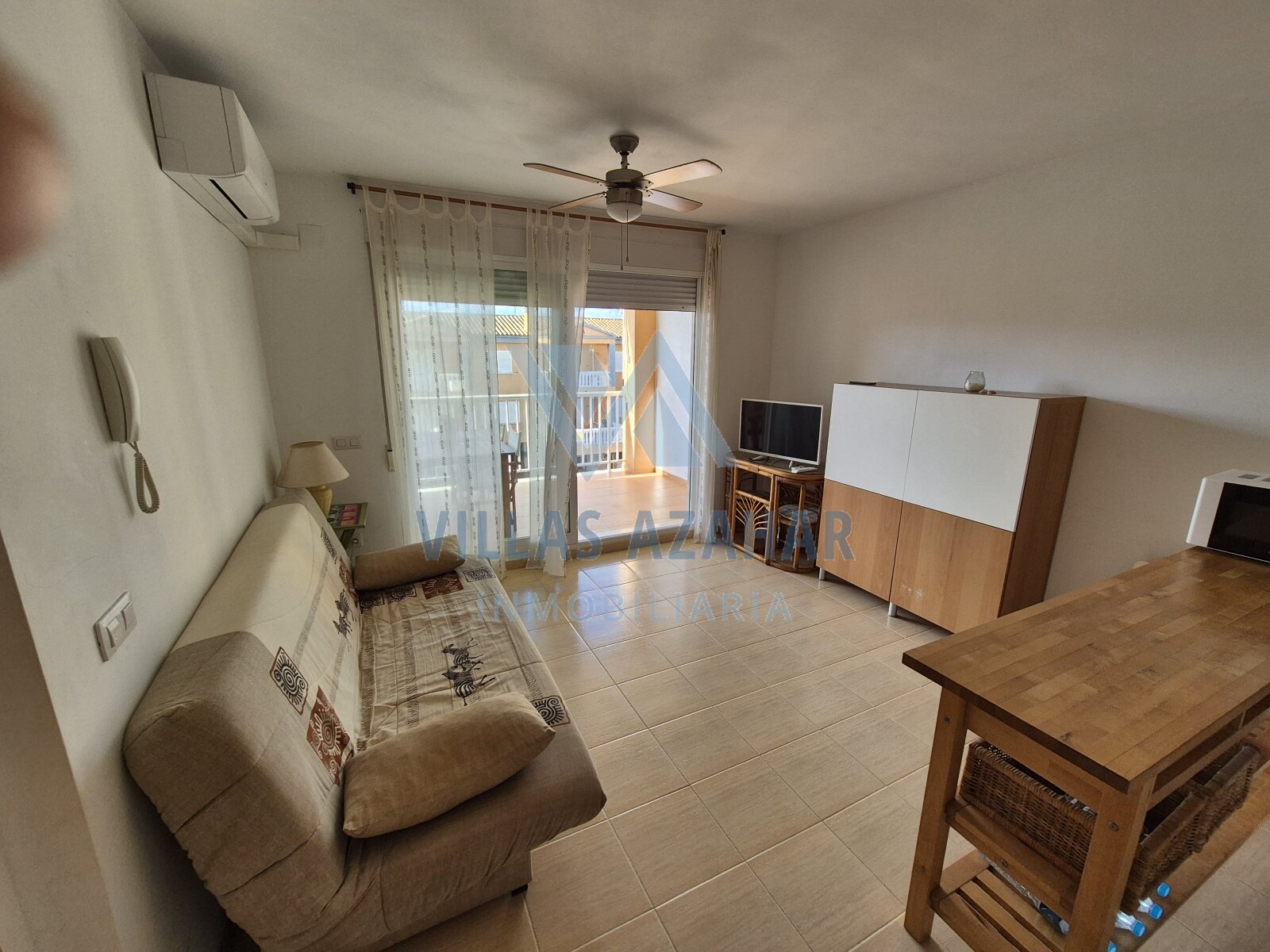 2 bed apartment near beach with huge terrace of 50 m2