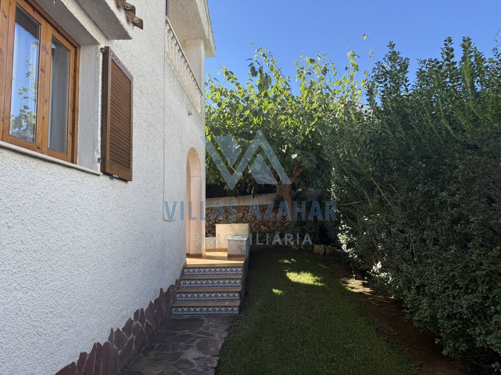 Semi-detached villa near the sea and the nature reserve Sierra de Irta