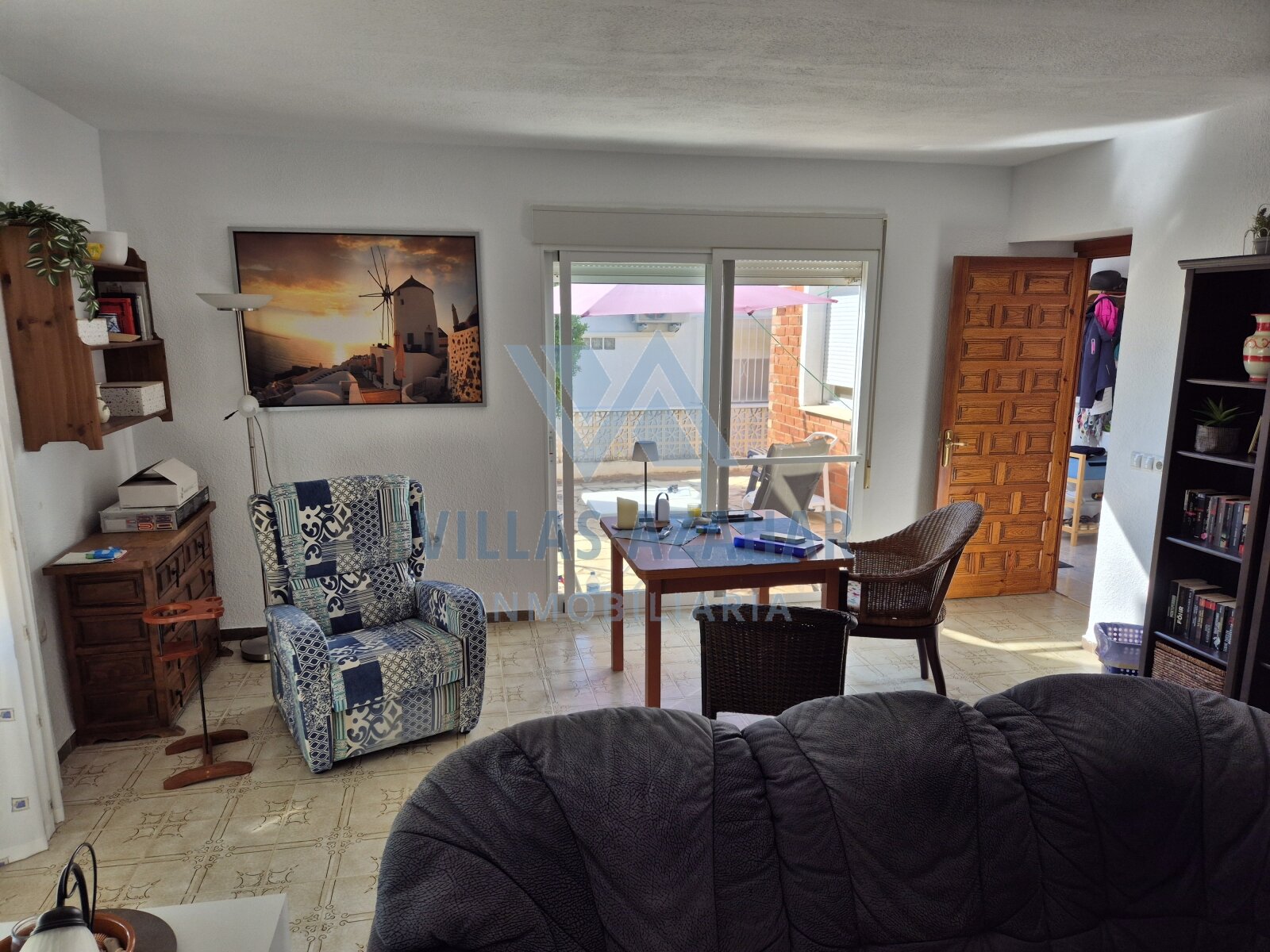 Casa unifamiliar con parcela privada en entorno tranquilo
