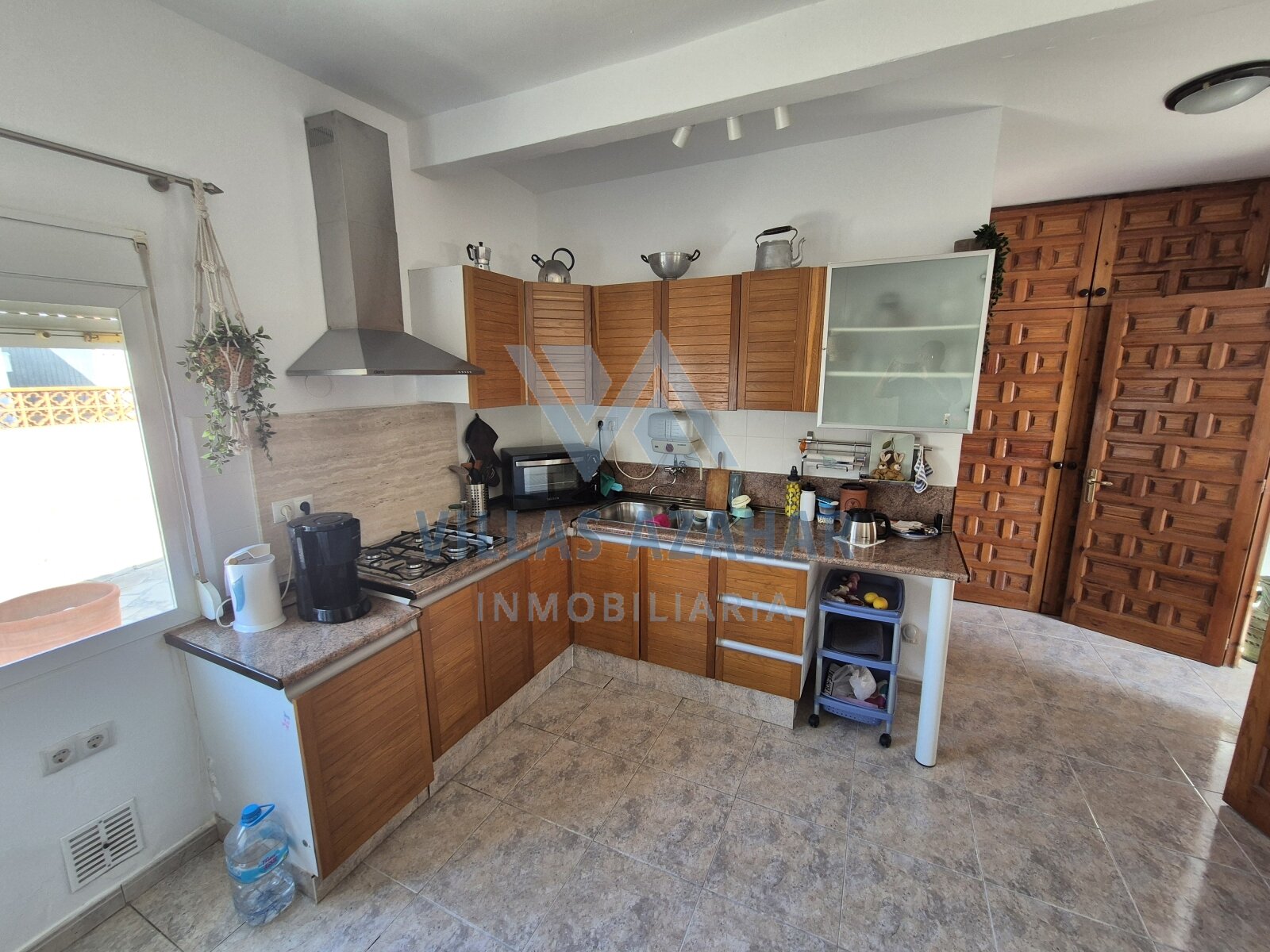 Casa unifamiliar con parcela privada en entorno tranquilo