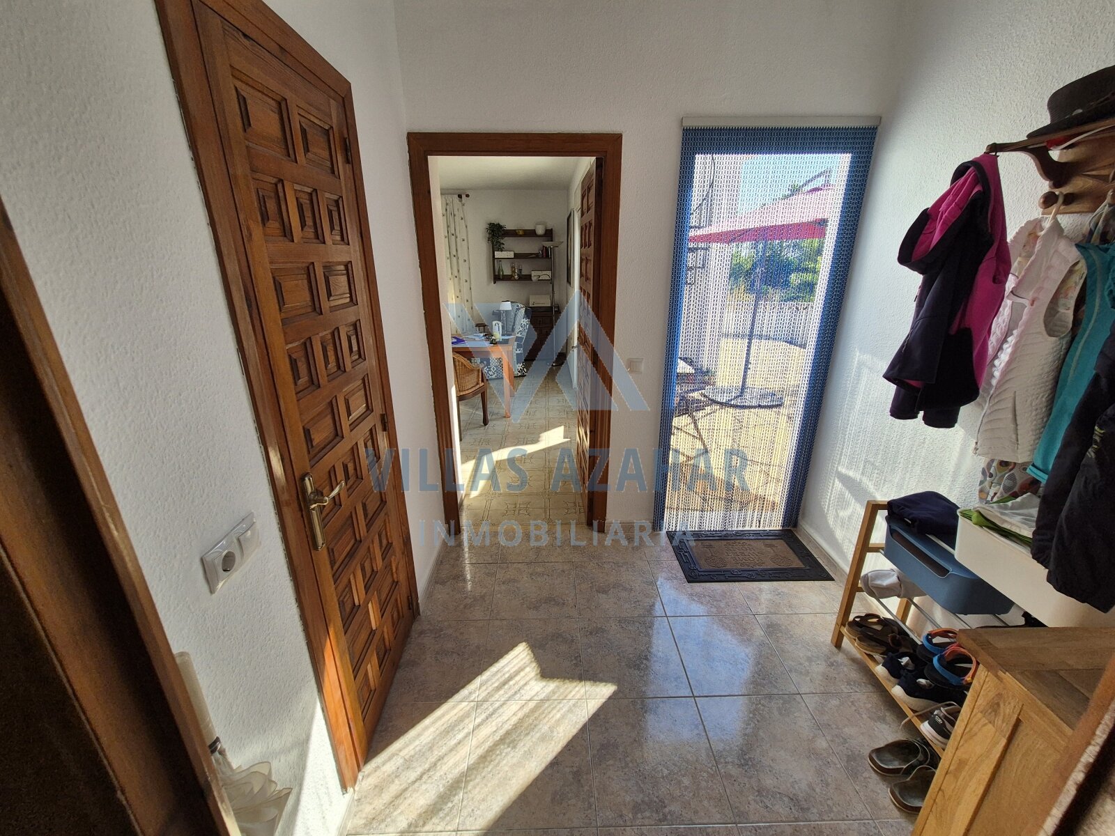 Casa unifamiliar con parcela privada en entorno tranquilo