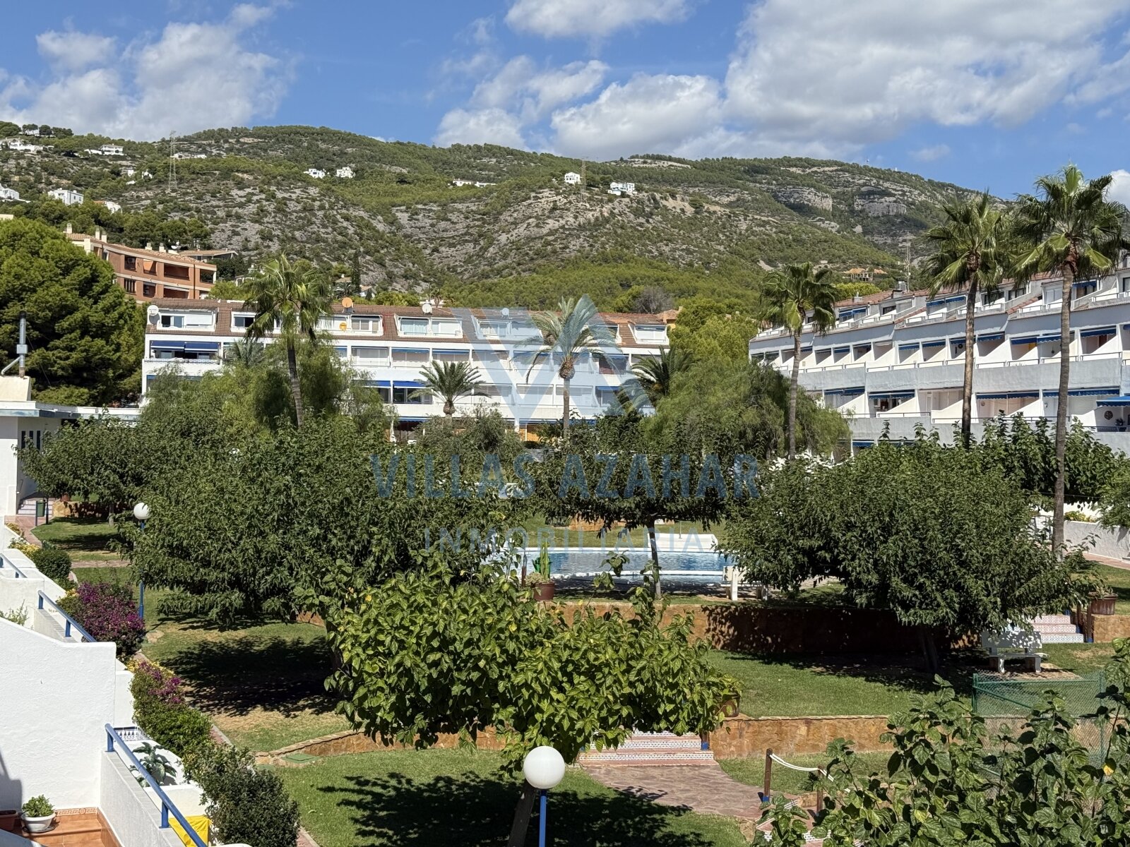 Ático dúplex en primera línea de mar – Urbanización Voramar