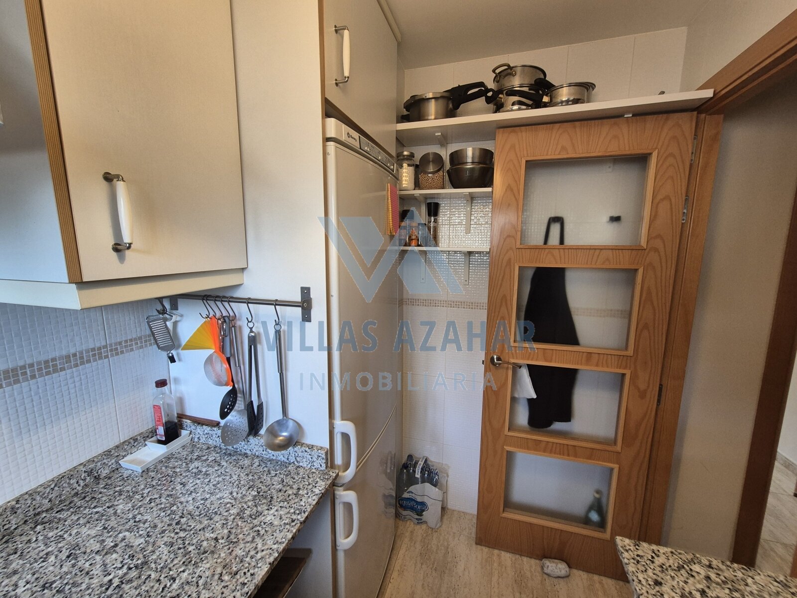 Moderno y luminoso apartamento cerca de la playa de arena