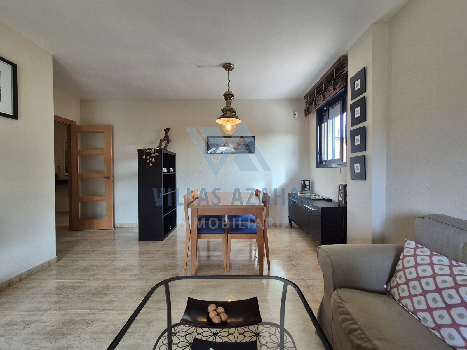 Moderno y luminoso apartamento cerca de la playa de arena