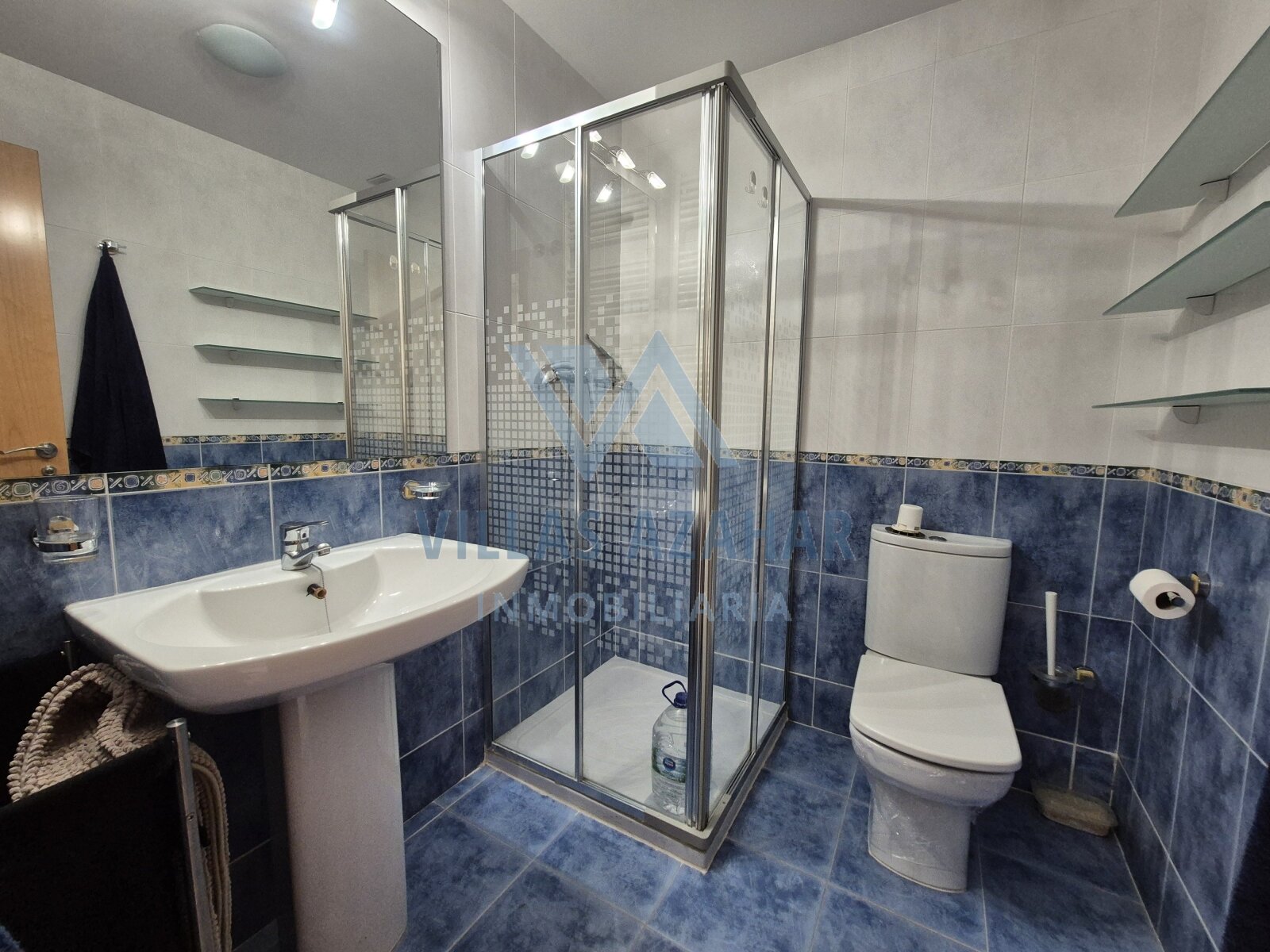 Moderno y luminoso apartamento cerca de la playa de arena