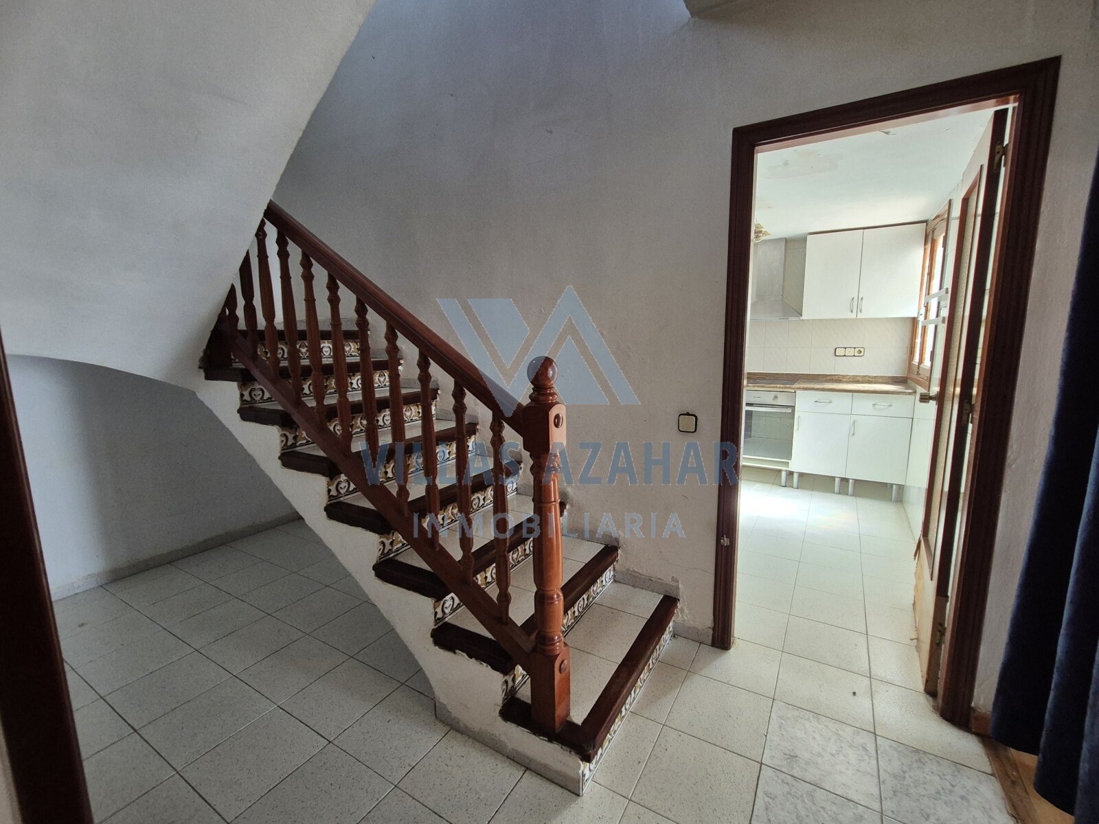 Chalet central avec grand potentiel sur un terrain de 576 m²