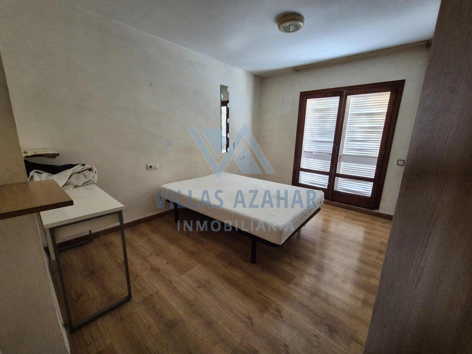 Chalet central avec grand potentiel sur un terrain de 576 m²