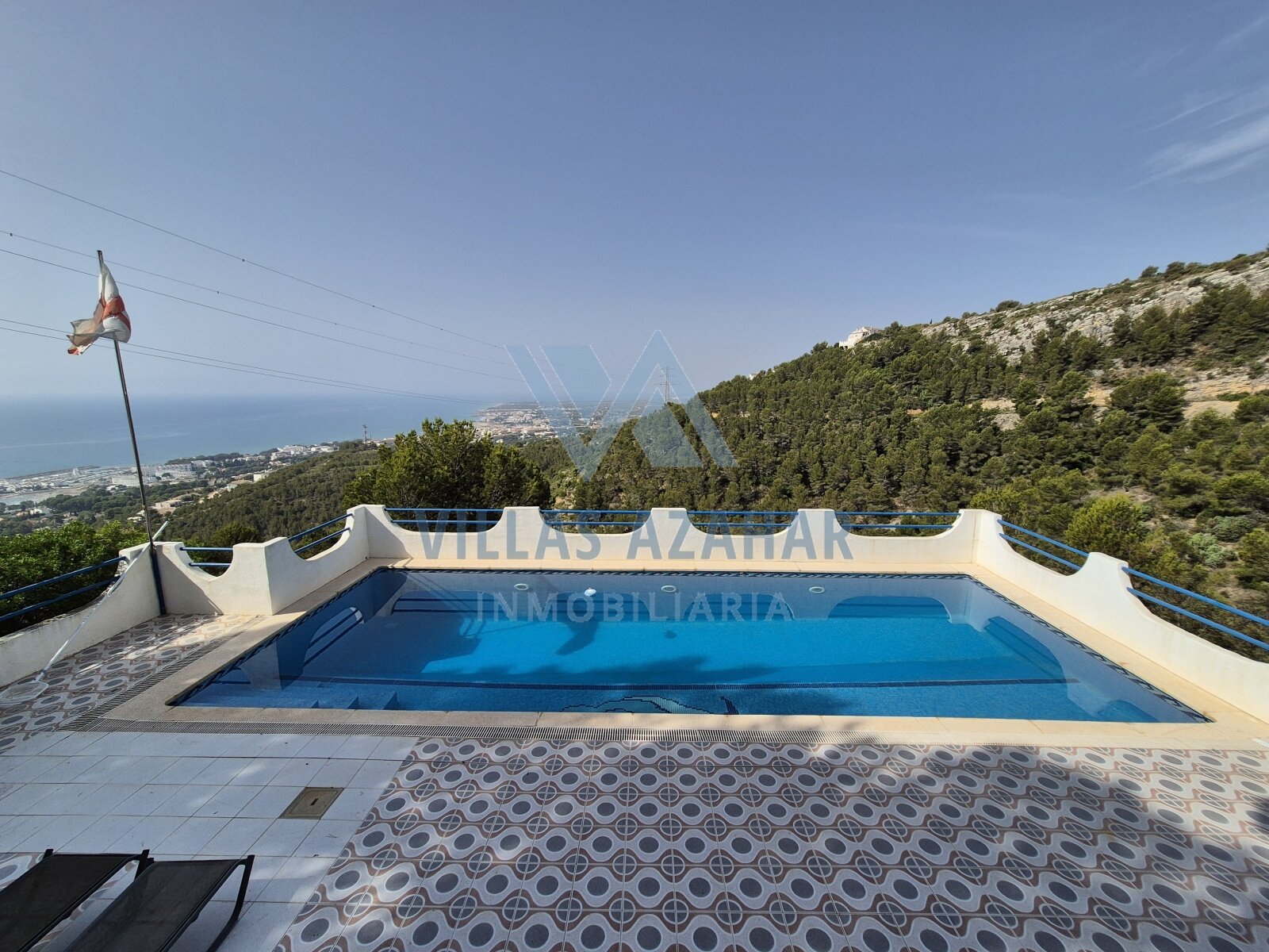 Villa élégante avec vue mer et appartement d’invités