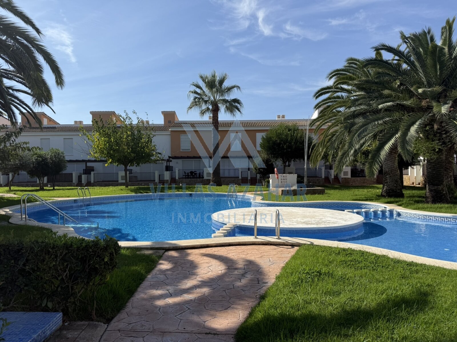 Maison mitoyenne à Palm Beach II – Zone de la grande piscine