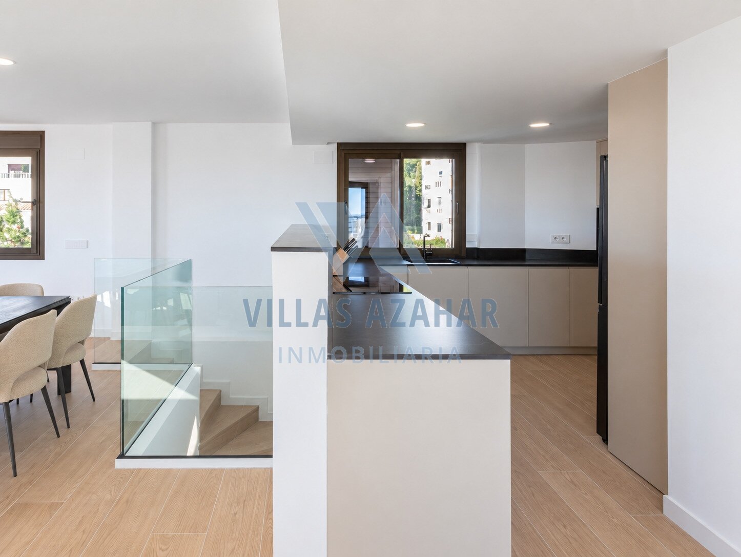 Penthouse duplex exclusif avec vue sur la mer à Las Fuentes